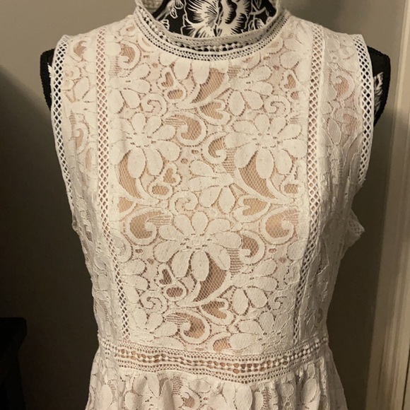 Altar’d State Dress - Picture 2 of 7